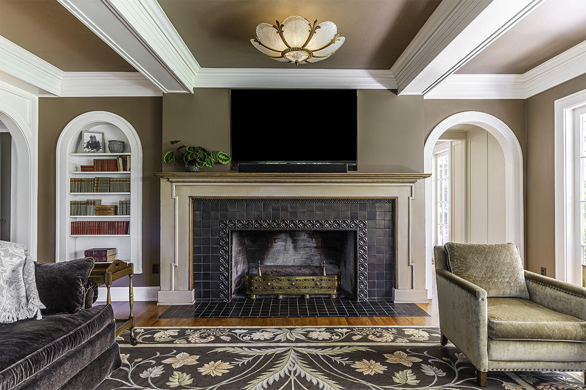 Main house formal dining room.