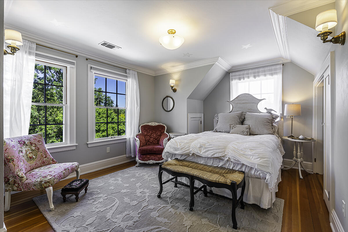 2nd level laundry room overlooking the roof & hot tub.