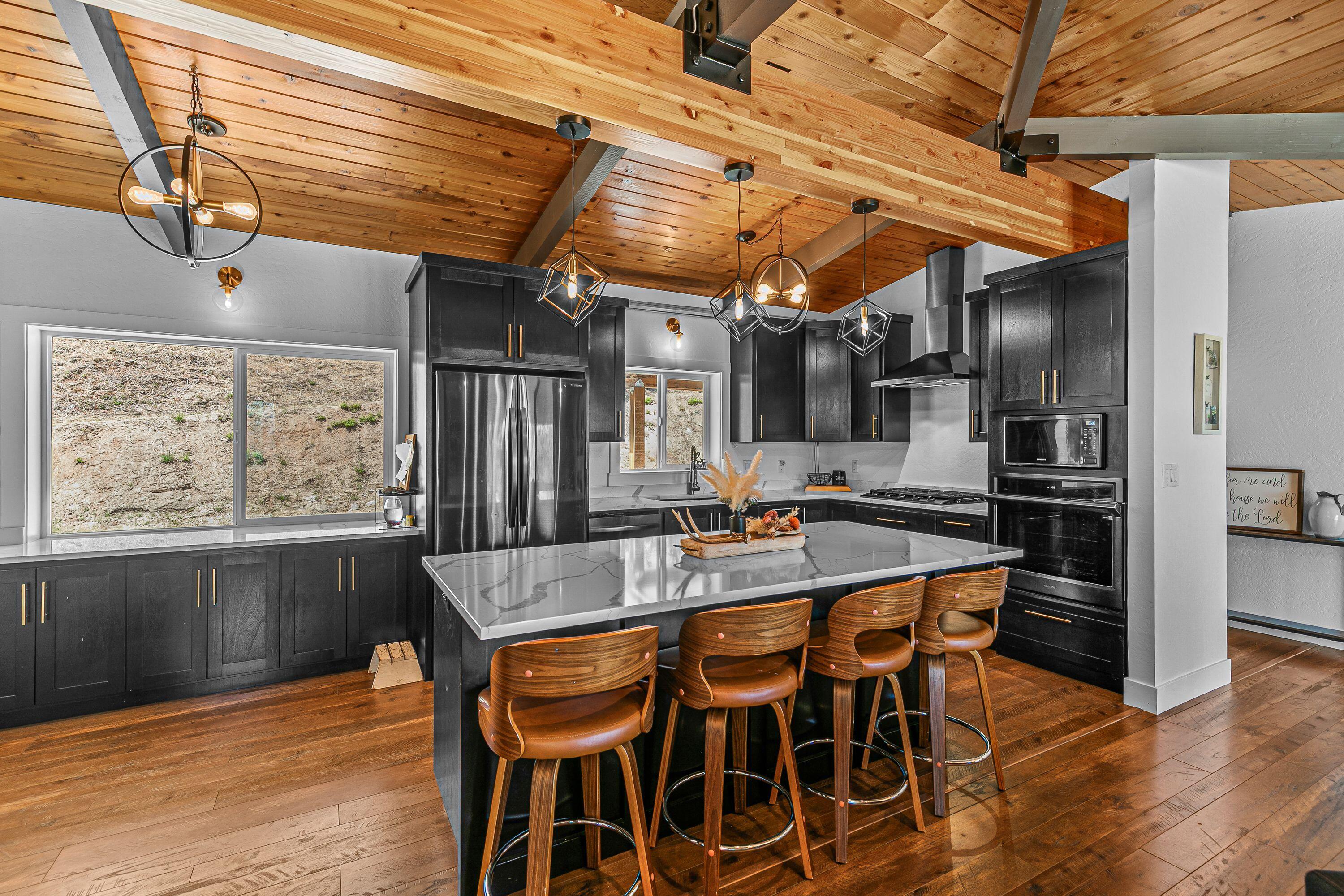  2555 Old Military Rd 