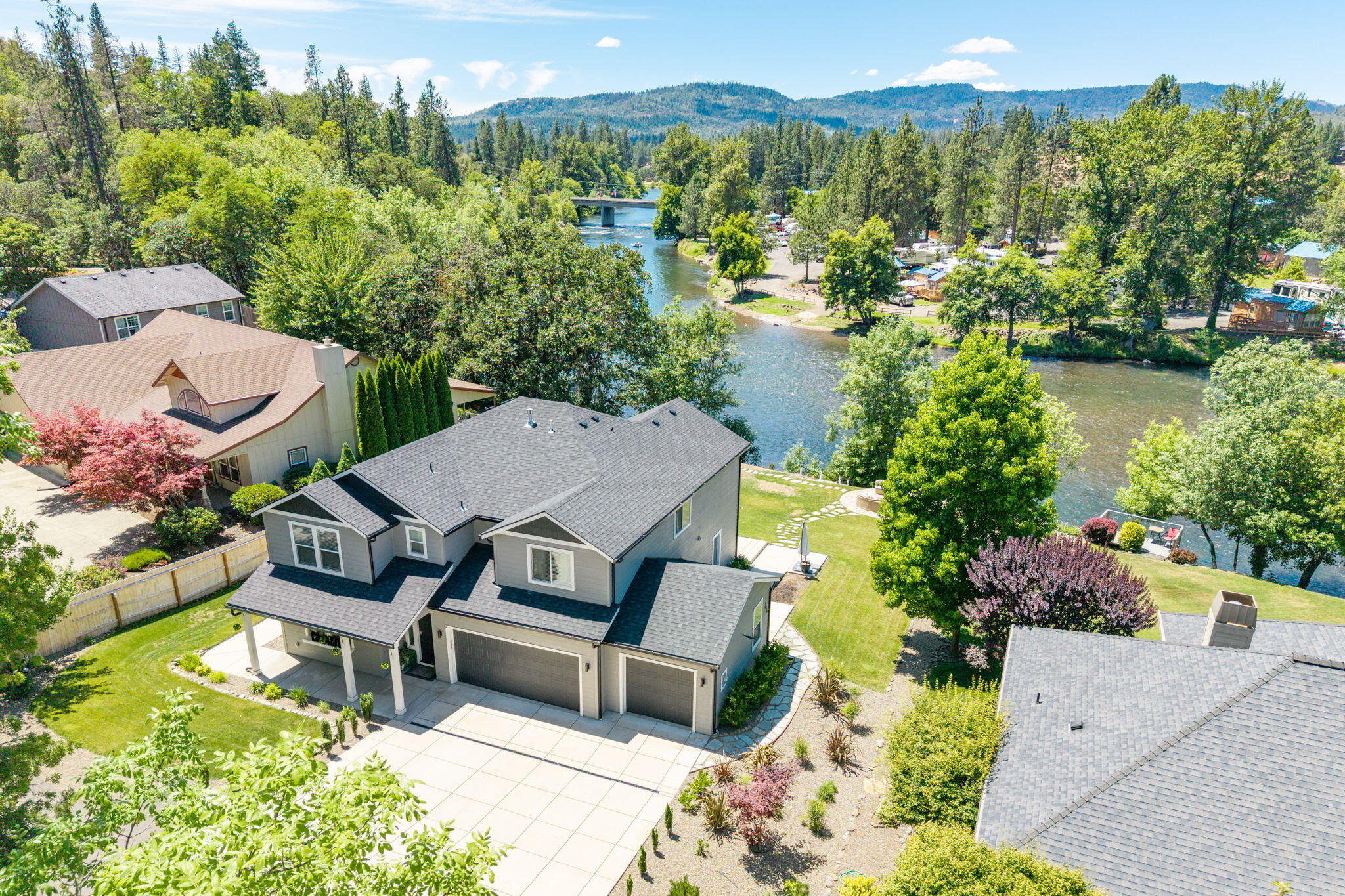  1090 Anglers Place 