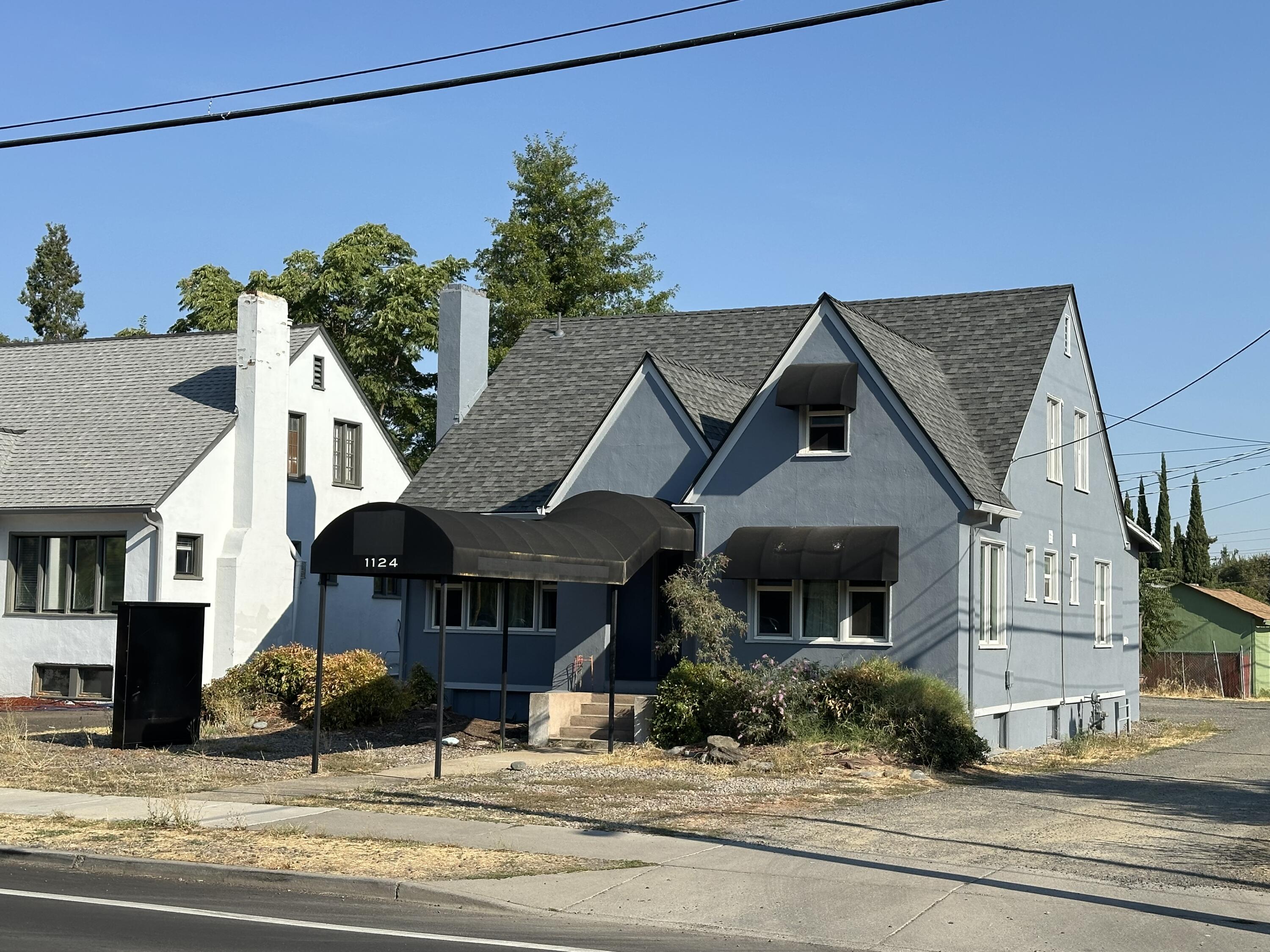  1124 W. Main 