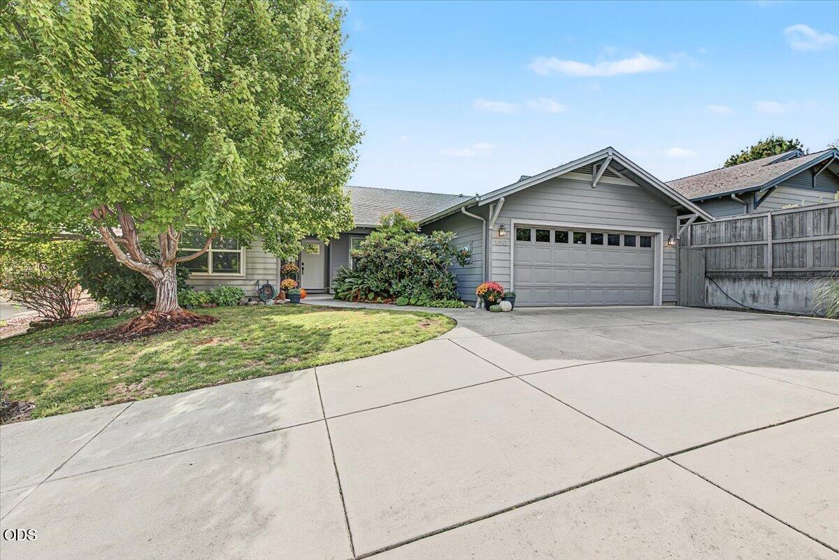  120 Andi Ct 