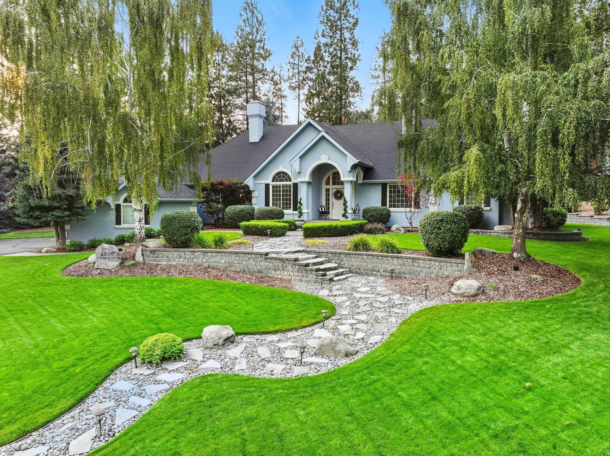 1505 E Legacy Ln in Legacy Hills Gated Community