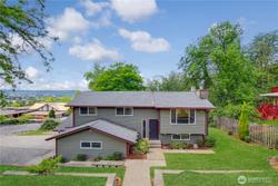 707 Alvord Avenue N, Kent, WA