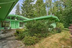 8209 144th Place SE, Newcastle, WA