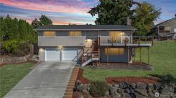 1006 Grant Avenue S, Renton, WA